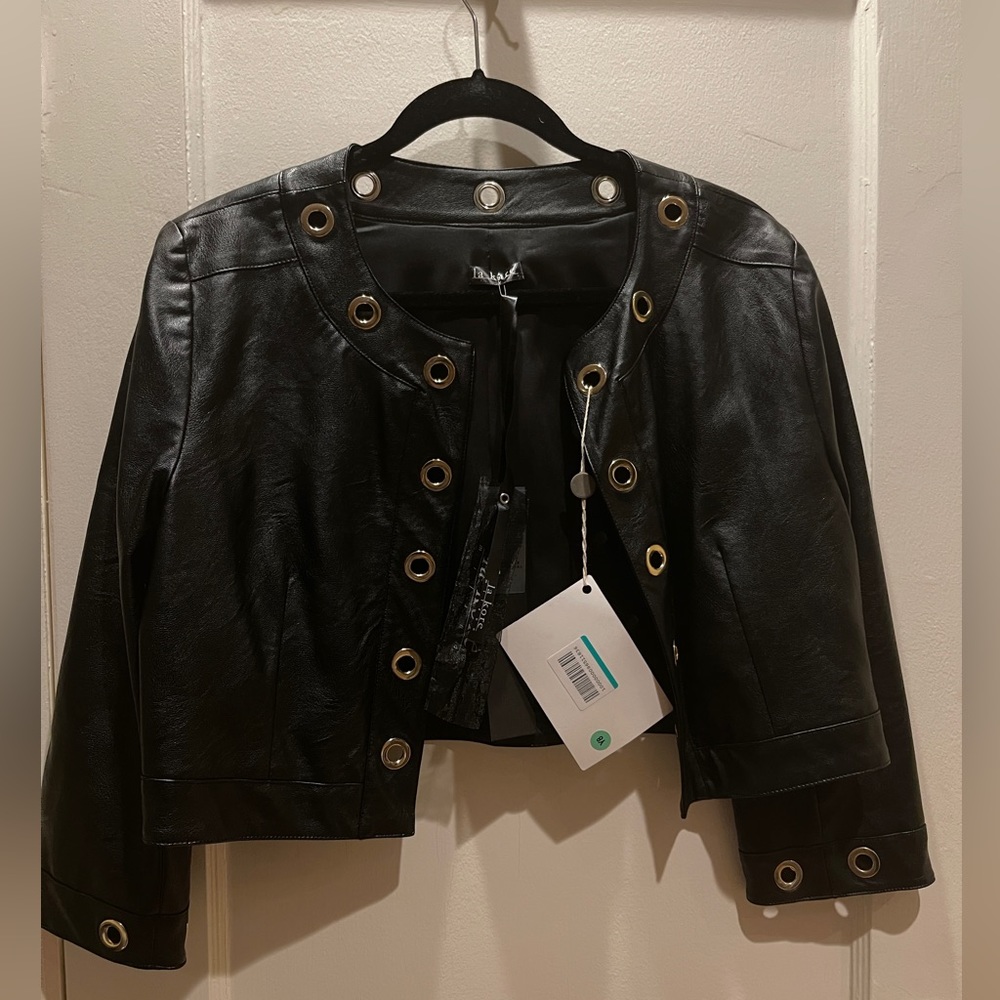 NWT Faux Leather cropped jacket made in Italy! Size 48 European